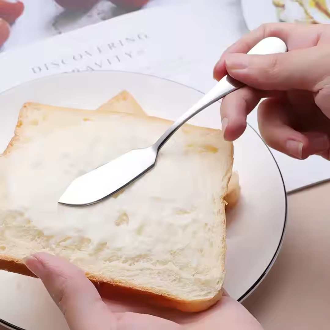 Mini Stainless Steel Grater for Ginger, Garlic & Lemon Zest - Image 9