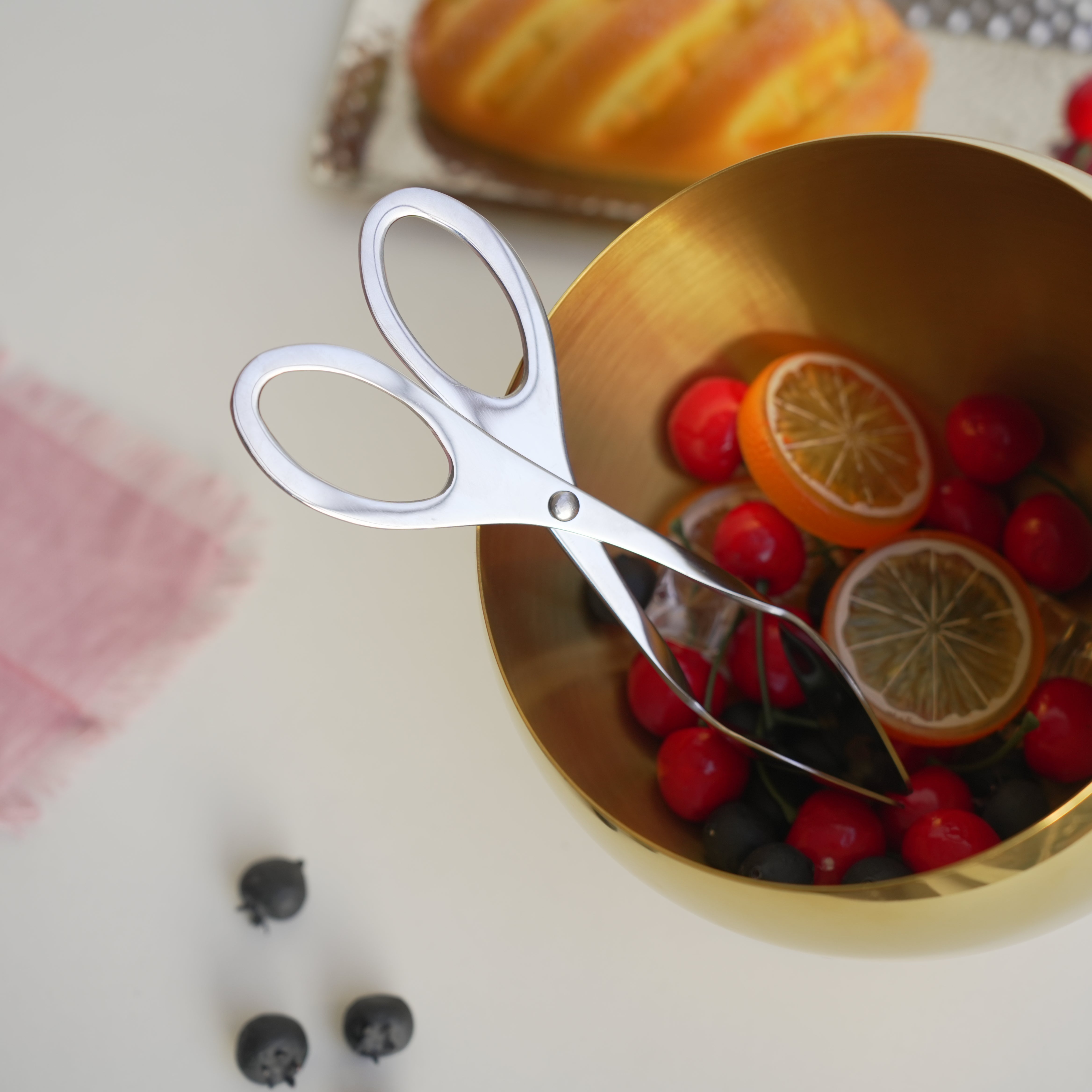 Stainless Steel Scissor Tongs – Gold & Silver - Image 3