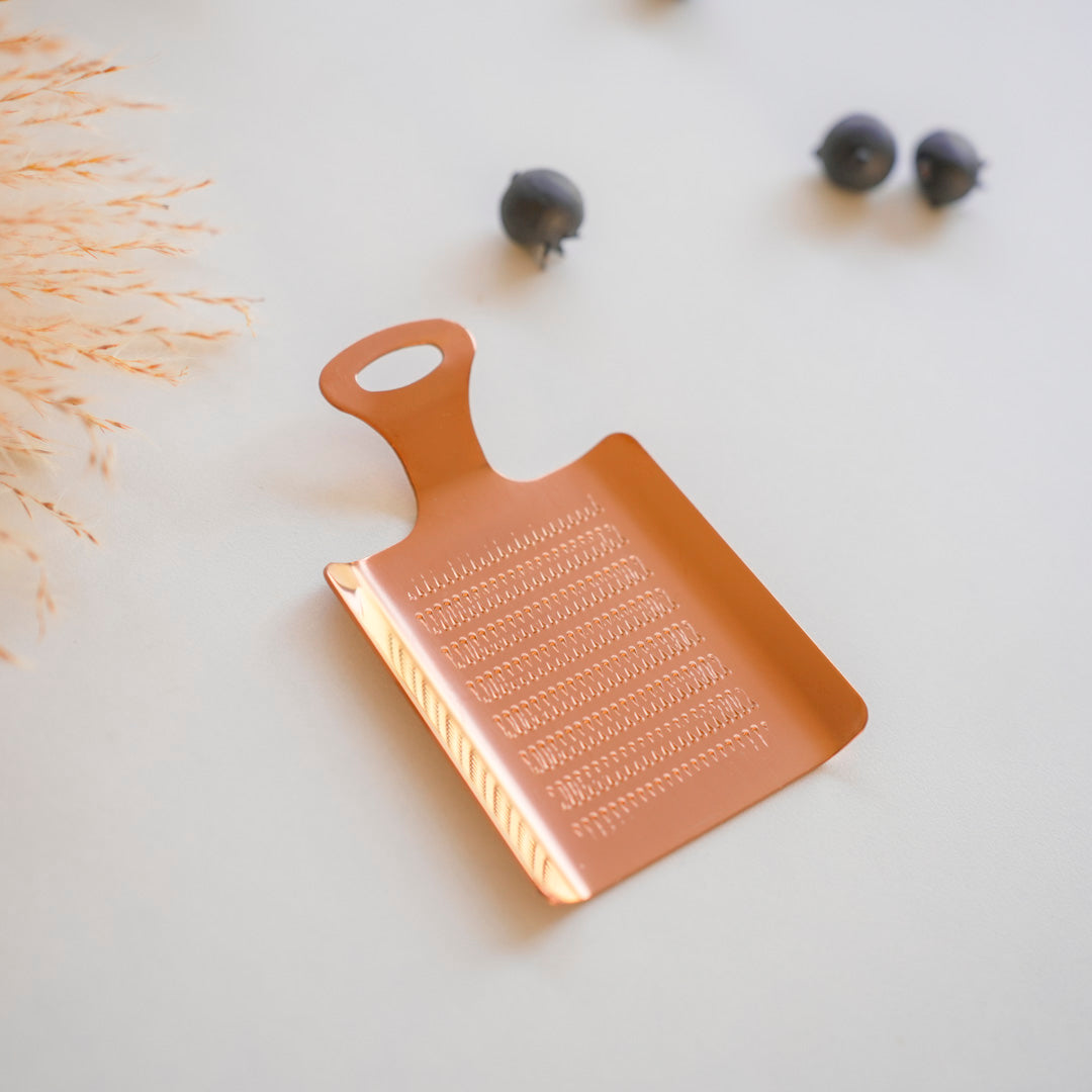 Mini Stainless Steel Grater for Ginger, Garlic & Lemon Zest - Image 7