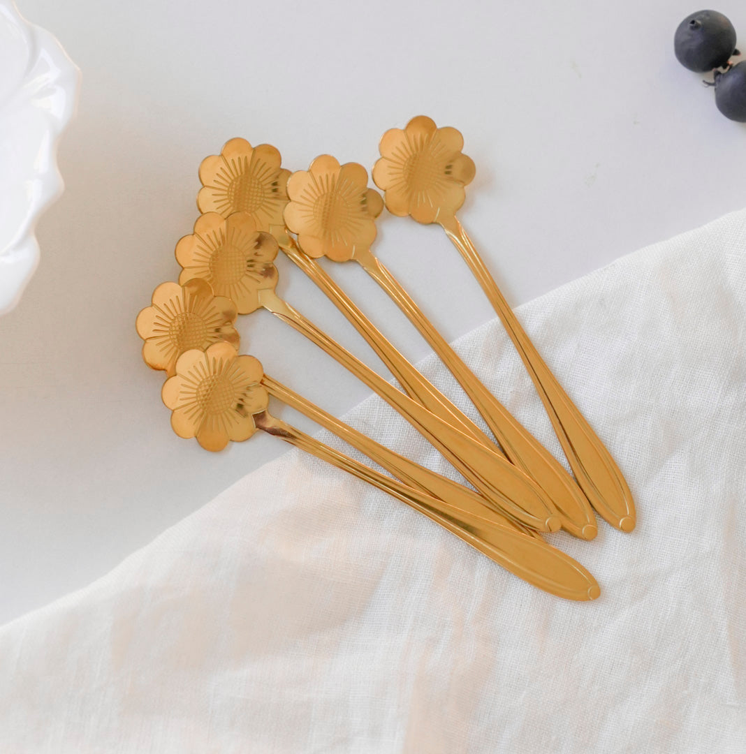 Chrysanthemum Dessert and Tea Spoons – Set of 6 - Image 3