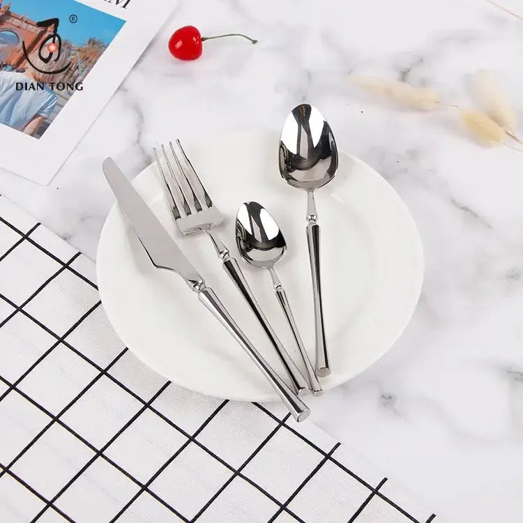 24-Piece Stainless Steel Cutlery Set – Gold & Silver - Image 11