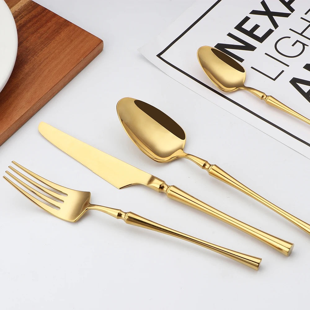24-Piece Stainless Steel Cutlery Set – Gold & Silver - Image 4