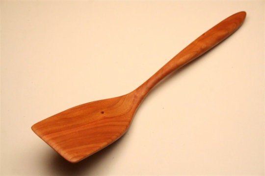 Medium Wooden Cooking Spatula – Walnut - Image 10