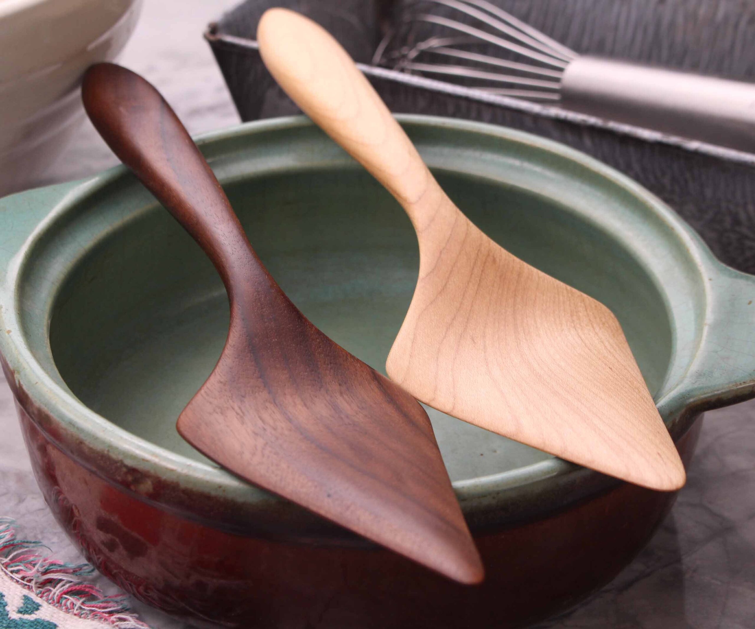 Handmade Wooden Pie Server – Black Walnut and Sugar Maple