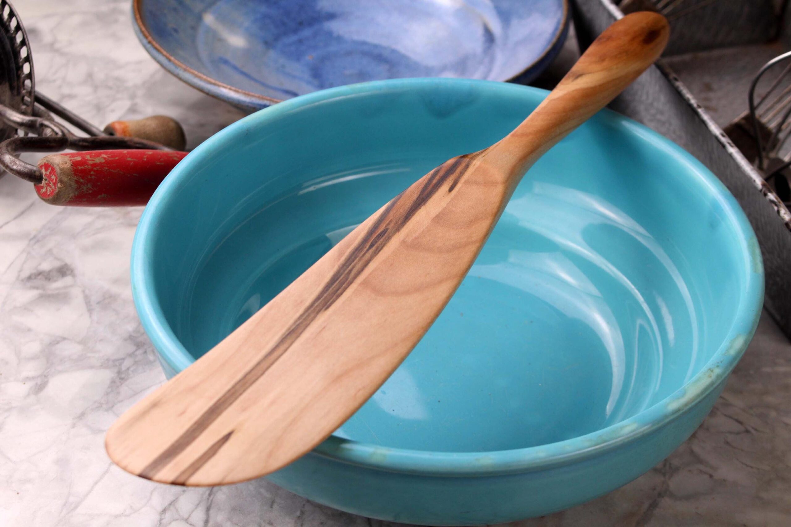 Right-Handed Wooden Spurtle – Walnut - Image 3